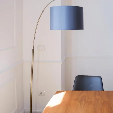 Lejlighed Stunning 1br, 2bath In The Heart Of 6c *