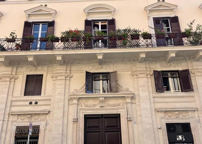 Stunning 1br, 2bath In The Heart Of 6c דירה *