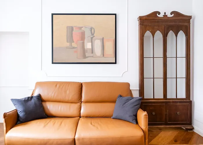 Stunning 1br, 2bath In The Heart Of 6c * רומא